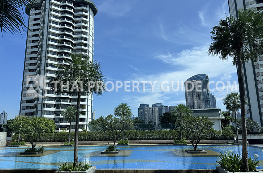 Condominium in Sathorn 